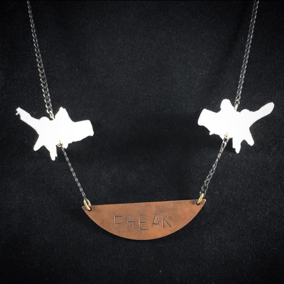 Coyote Vertebrae “FREAK” Oddities Necklace - Picture 1 of 6
